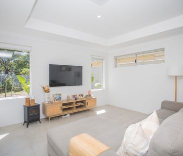 Coastal Living Awaits - Photo 1