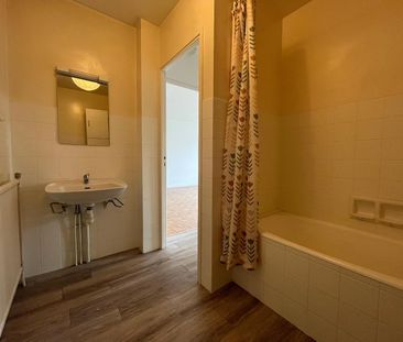 Location Appartement 2 pièces 47m² ST SEBASTIEN SUR LOIRE 44230 - Photo 5
