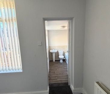 2 Bed Terraced House, Gordon Street, L15 - Photo 1