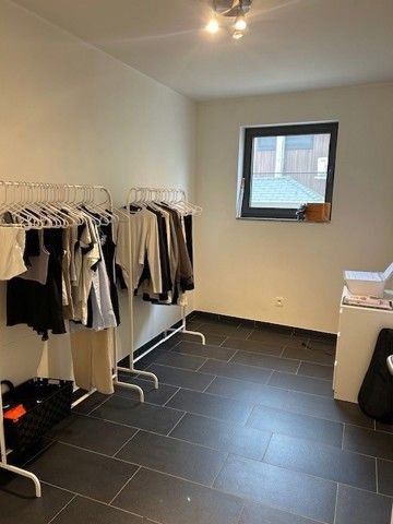 Gelijkvloers appartement met terras - Foto 3