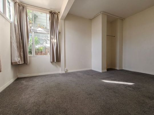 3 bedrooms house in Hataitai - Photo 1