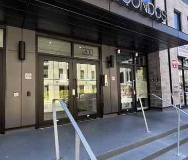 1200 Rue Crescent Montréal (Ville-Marie), QC H3G - Photo 1