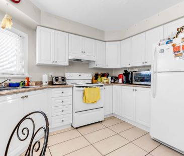 For Lease - 32 Matchedash Street Unit# Apartment A, Orillia, Ontario - Photo 4