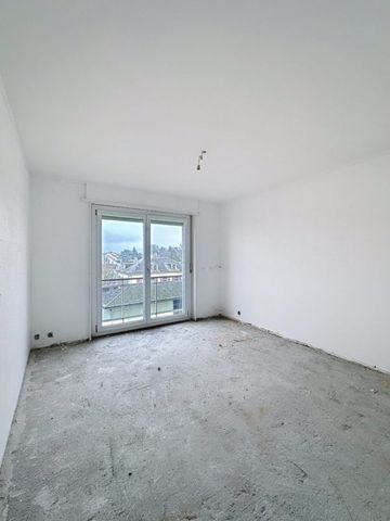 Appartement de 5 pièces situé au 4ème étage - Foto 3