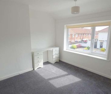 Cotsford Place, Huyton, Liverpool, L36 - Photo 4