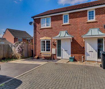 3 Bedroom - Photo 2