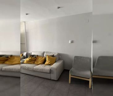 Room in a shared 5-bedroom apartment for rent in Palacio, perfect for professionals - Foto 2