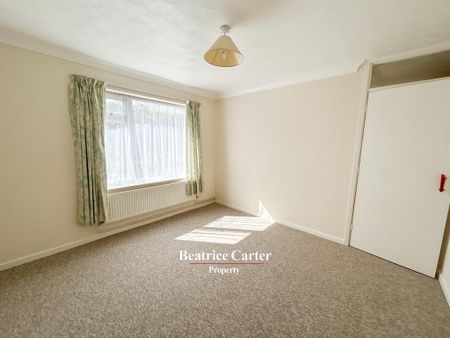 3 bedroom detached bungalow to rent - Photo 5