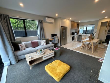 4/140 Saint Albans Street, Saint Albans, NZ 8014 - Photo 2