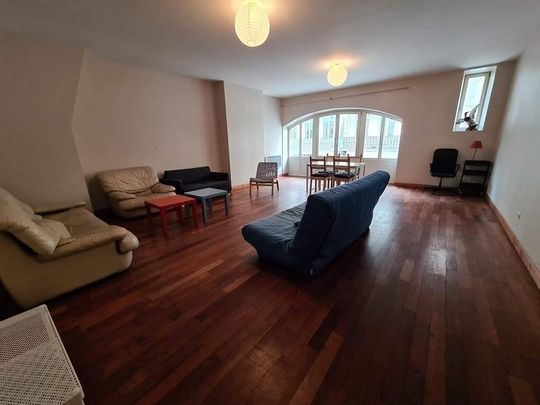 Appartement à Louer à LILLE 1440 € - Photo 1
