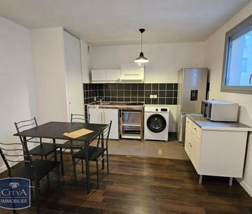 Location Appartement 1 pièce 31m² BORDEAUX 33300 - Photo 3