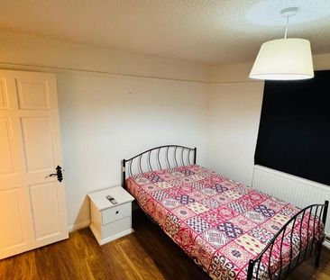 2 bedroom detached house to rent - Photo 3