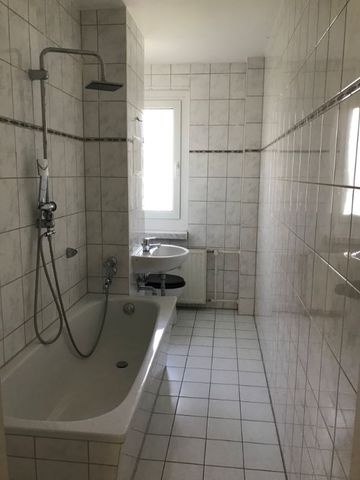 Tolle 3-Raum-Wohnung über den Dächern der Stadt - Foto 5