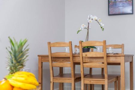 2 bedroom flat to rent - Photo 5