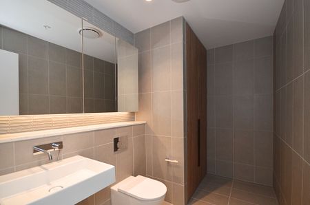 1 Bedroom Plus Study Room Apartment in Iconic Mason - Photo 5