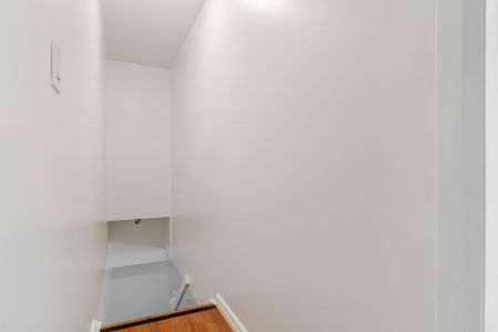 For Lease - 254 Eileen Avenue, Toronto, Ontario - Photo 2