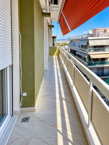 Διαμέρισμα για ενοικίαση Κέντρο (Νεάπολη) - Photo 3