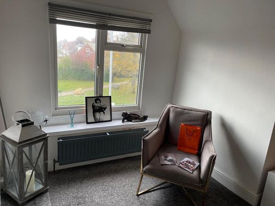 1 bedroom in a house share to rent - Photo 1