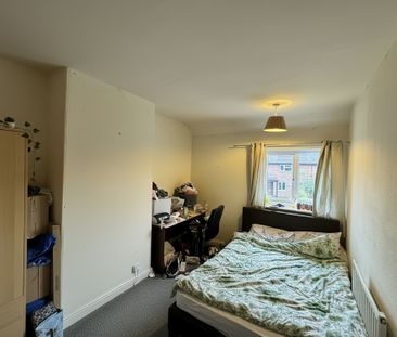 Cromer Street, Burton Stone Lane - P1178 - Photo 5