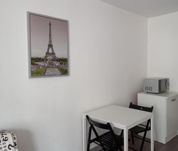 Location Appartement 1 pièce 31m² ST ETIENNE 42000 - Photo 2