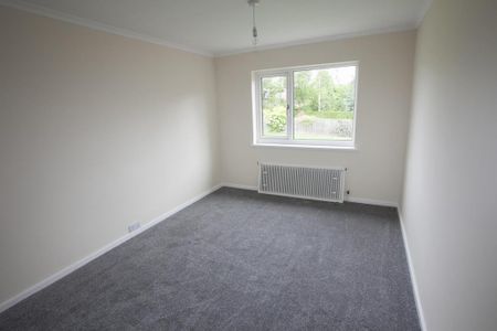3 bedroom end of terrace house to rent - Photo 5
