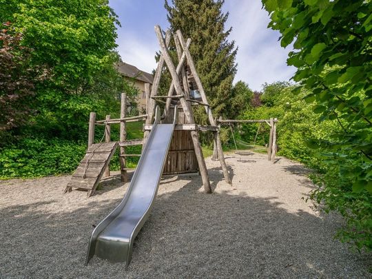 MIETEN OHNE KAUTION - Dachwohnung in grüner Umgebung - Foto 1