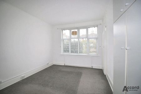 2 bedroom bungalow to rent - Photo 2