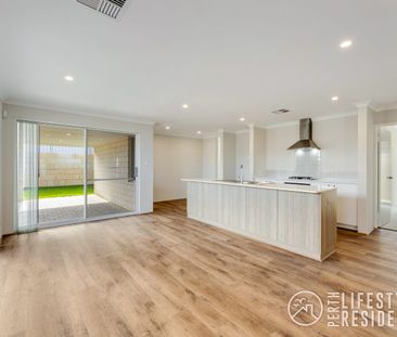 STUNNING HOME OPPOSITE PARK - Photo 5