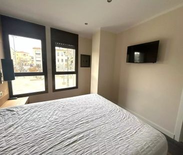 Piso de alquiler en Centre - Barri Vell - Photo 5