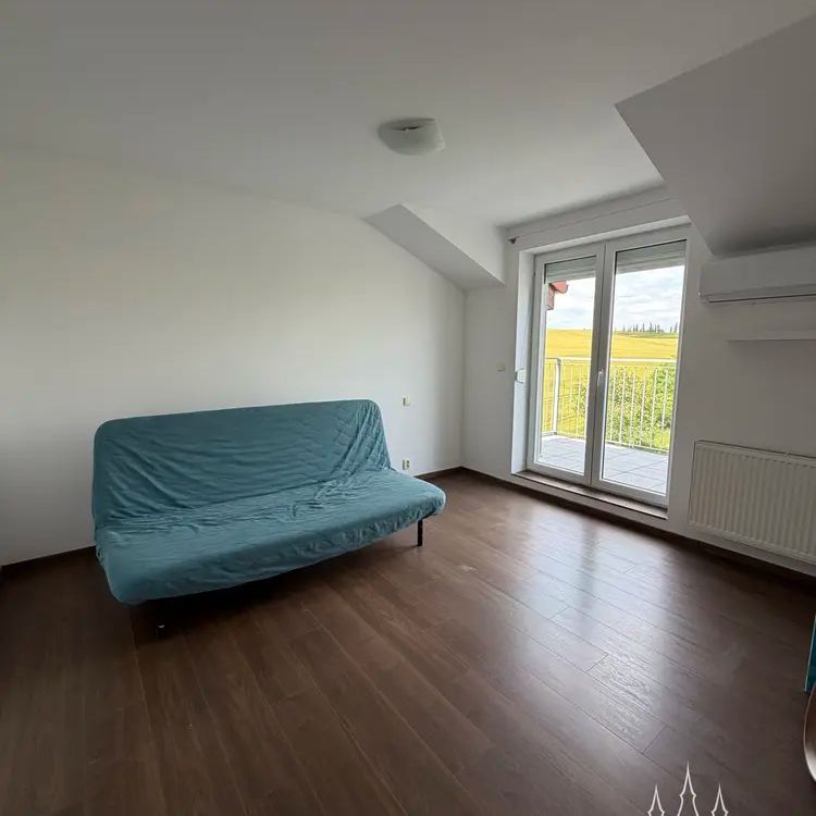 Pronájem bytu 3+kk s terasou, 71 m - Фото 1