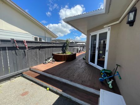 Charming 3-Bedroom Home in Onekawa - Photo 5