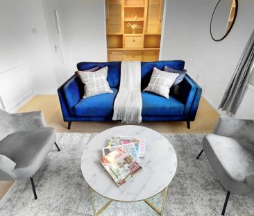 2 Bed, House - Photo 2