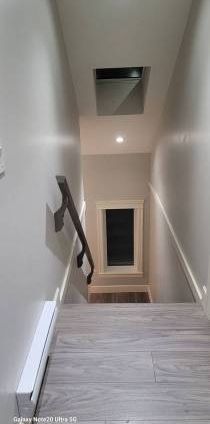 Laneway House w/2-bedroom, 1.5 bathroom (Killarney and Champlain) - Photo 1