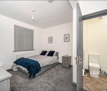 1 bedroom property to rent Medway Walk, Wigan, Greater Manchester, WN5 - Photo 2