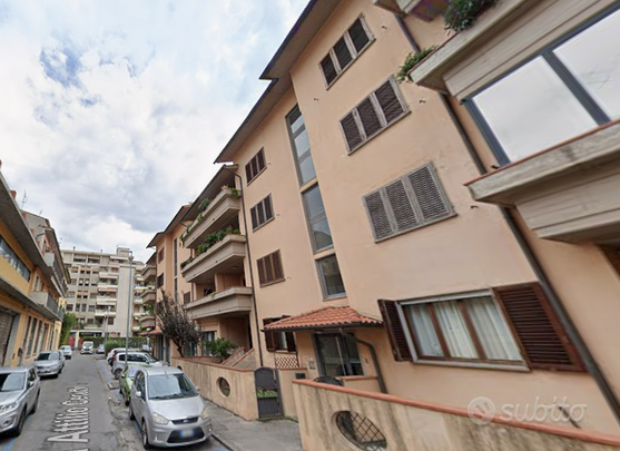 Sei locali a prato con cantina - Photo 1