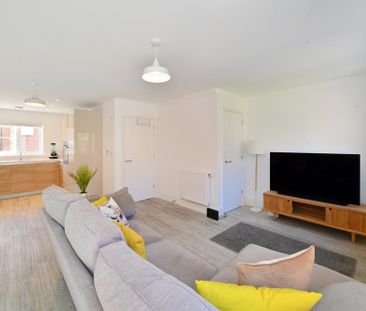 3 bedroom terraced house to rent - Photo 1