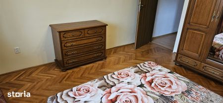 Inchiriez apartament cu 4 camere decomandat Deva, Kogalniceanu, et 3 - Fotografie 3
