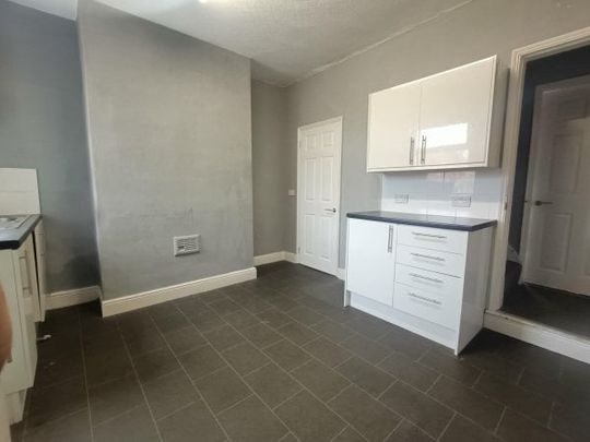 York Street, Sutton In Ashfield NG17, Property for rent - Photo 1