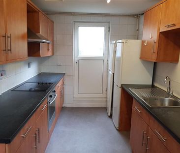 1 bedroom semi-detached house to rent - Photo 4