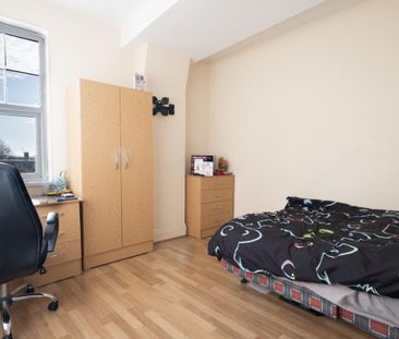 6 bedroom maisonette to rent - Photo 1