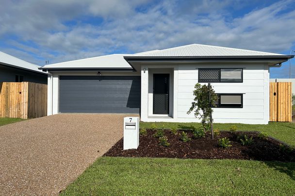 7 Brushwood Court - Photo 1