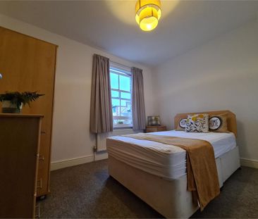 Room 3, Flat 2, 33 Mill Road, Cambridge - Photo 6