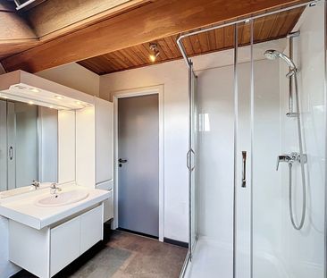Ruim duplex-appartement met 3 slaapkamers in centrum Dilbeek - Foto 5