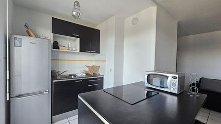 Location Appartement 3 pièces 56m² BORDEAUX 33000 - Photo 5