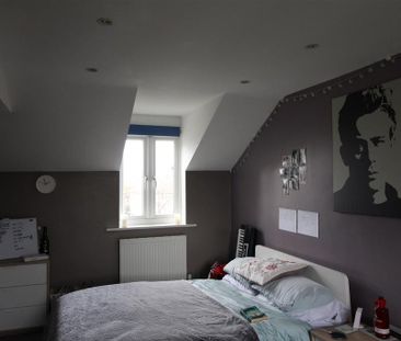 4 bedroom private hall to rent - Photo 4