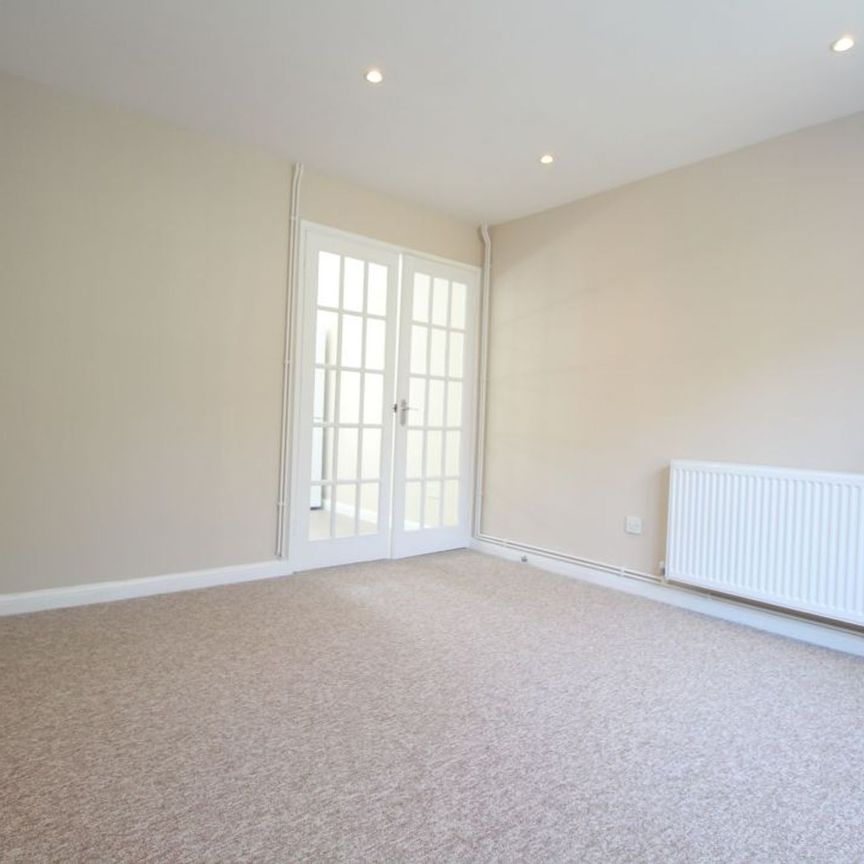 Withy Bush, Burgess Hill, RH15 - Photo 1