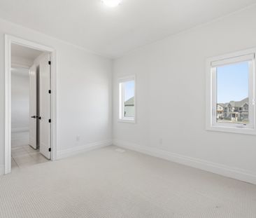 For Lease - 3241 Dove Drive, Oakville, Ontario - Photo 3