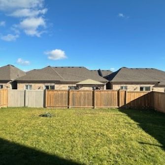 200 Isabella Dr Upper Orillia | $2650 per month | Plus Heat | Plus Hydro - Photo 1