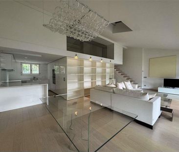 Luxuriöse 2.5-Zimmer-Duplex-Wohnung mit Seeblick in Morcote - Photo 5