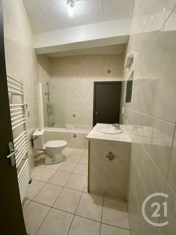 Location Appartement 2 pièces 58m² MONCLAR DE QUERCY 82230 - Photo 5